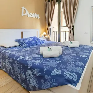 https://central-easy-peasy-apartment.italymilanhotels.net