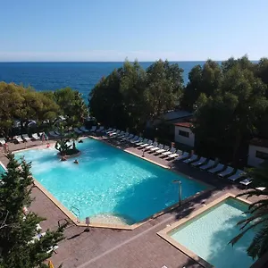 https://villaggio-dei-fiori-sanremo.hotelitalianriviera.com